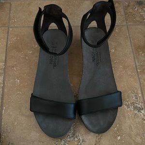 Naot Black Raven Leather sandals